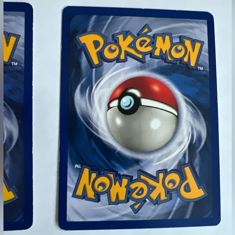 Pokemon 1995 Machop Machoke Two Set Of cards Collectors Game Vintage - Picture 6 of 6